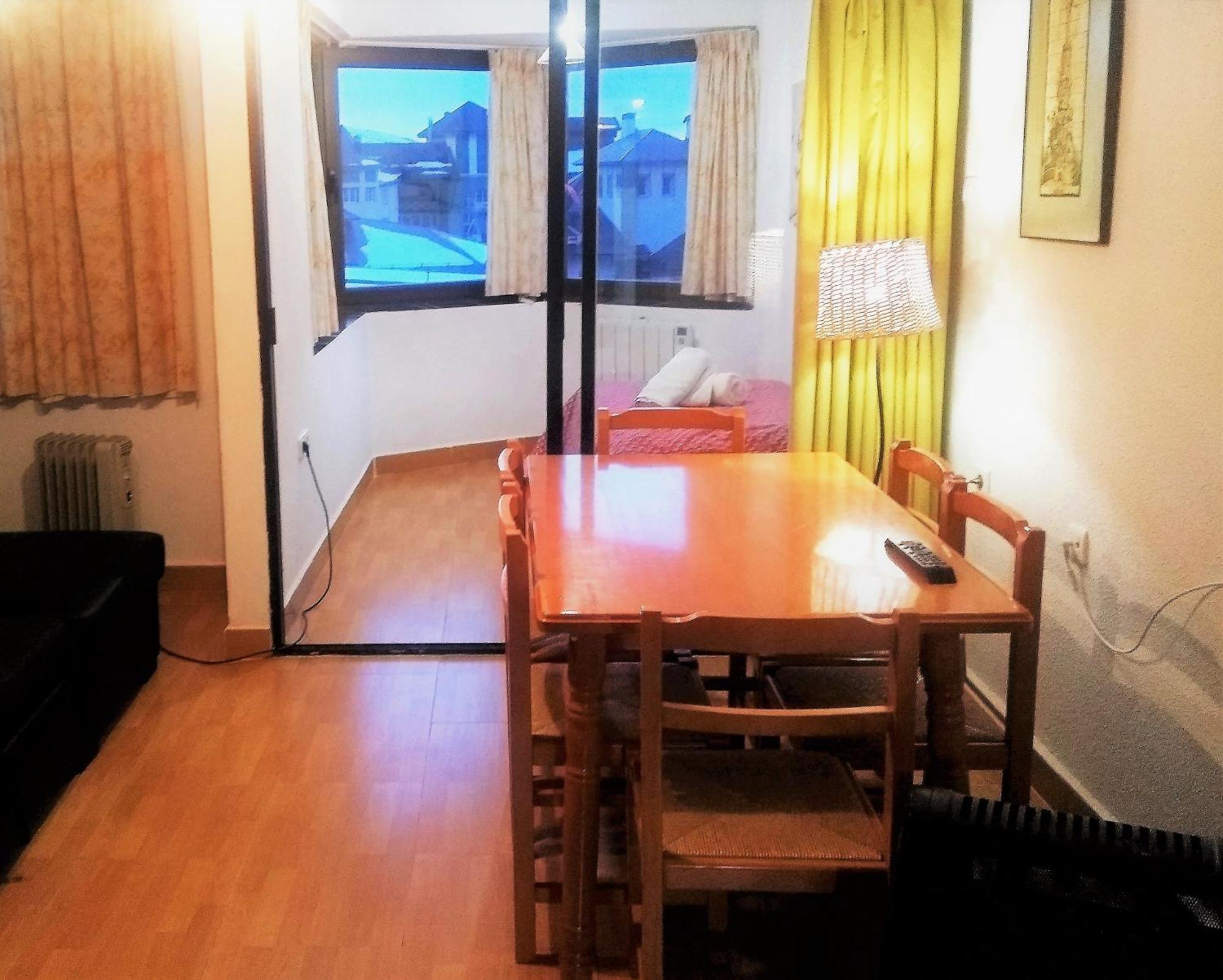 Ski Plaza Sierra Nevada & Zona Baja Phòng bức ảnh